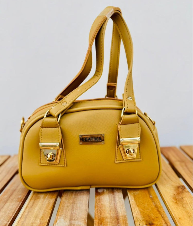 Vintage Leather D style Ladies Hand bag | Shoulder bag